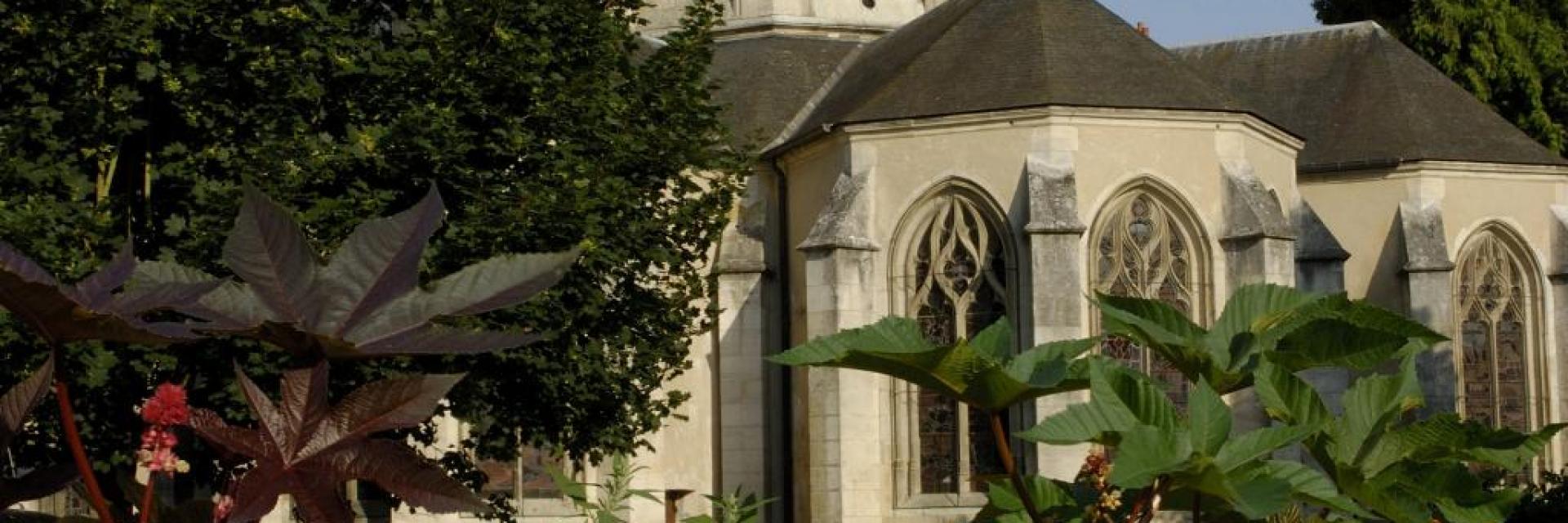 eglise-notre-dame-mamers-1024x1024.jpg