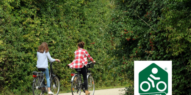 Photo Voie Verte Et Logo Accueil Vélo 2